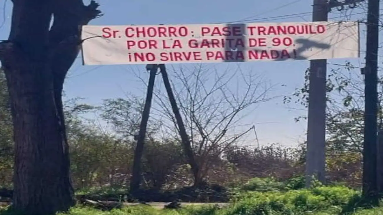 Con carteles provocadores, protestan por la falta de seguridad en La Plata