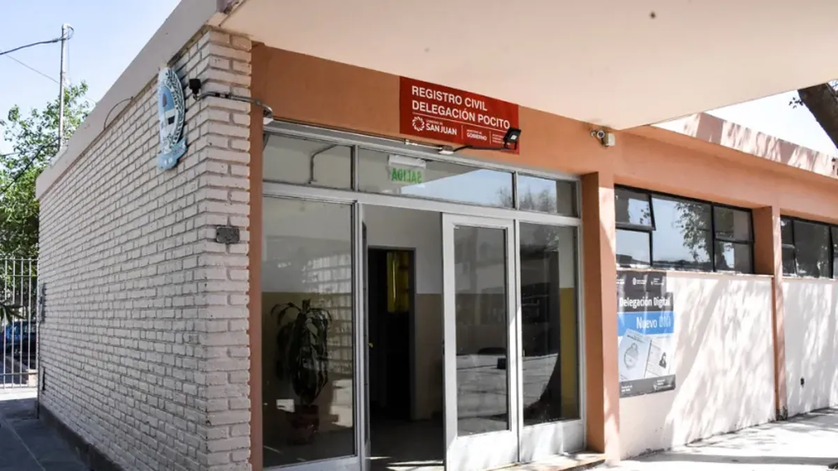 Presunta falsificación y estafas: detienen a una trabajadora del Estado en San Juan