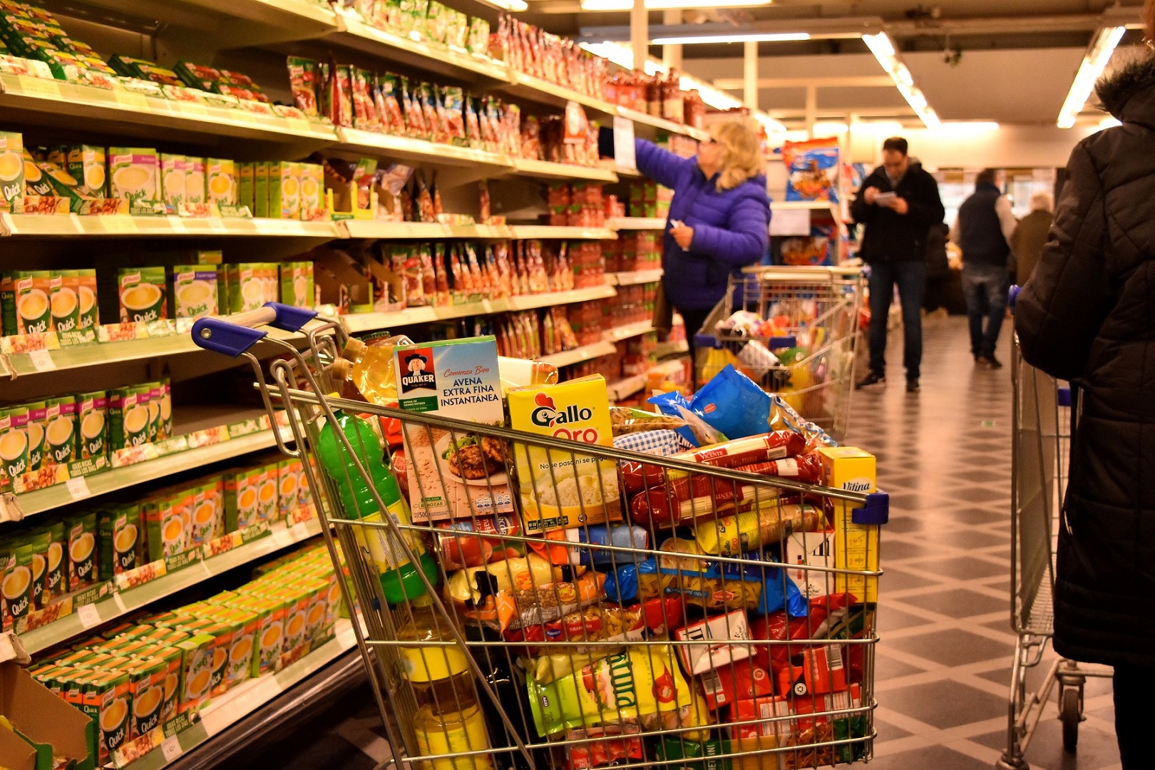 Eliminan restricciones para las importaciones de alimentos