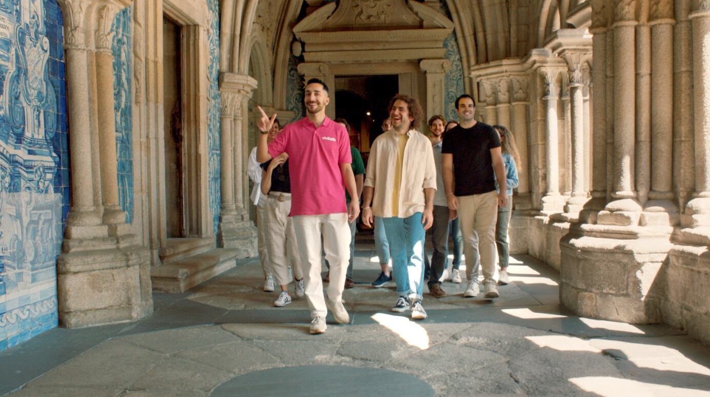 Los Argentinos Lideran en Demanda de Tours Gratuitos: Estudio Global