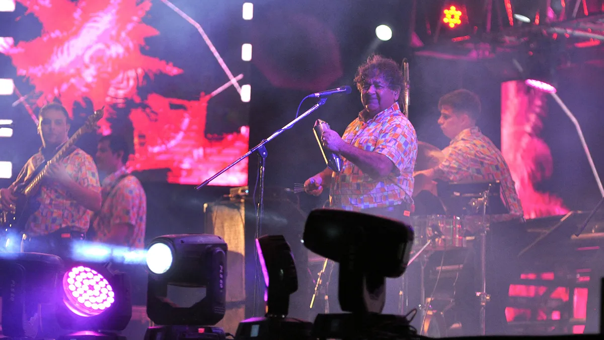 Qué día tocan Ke Personajes y Los Palmeras en la Fiesta de la Confluencia 2025 y cuánto salen estas entradas