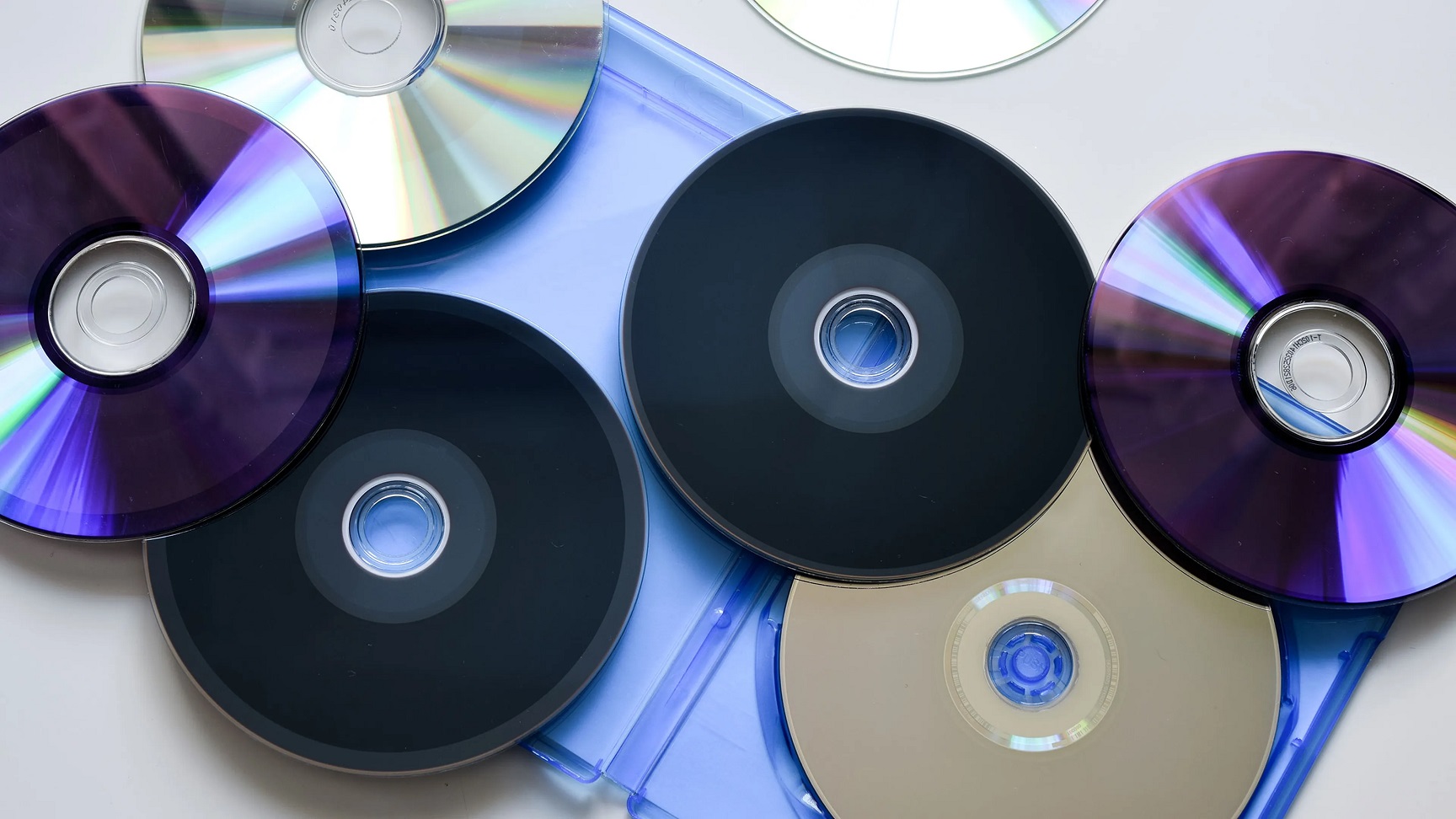 La debacle del Blu-Ray ya no tiene discusión: hasta Sony, creadora del formato, lo abandona