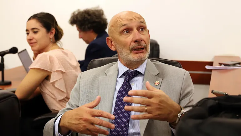 Estafa con planes sociales: audiencia caliente previa al juicio histórico