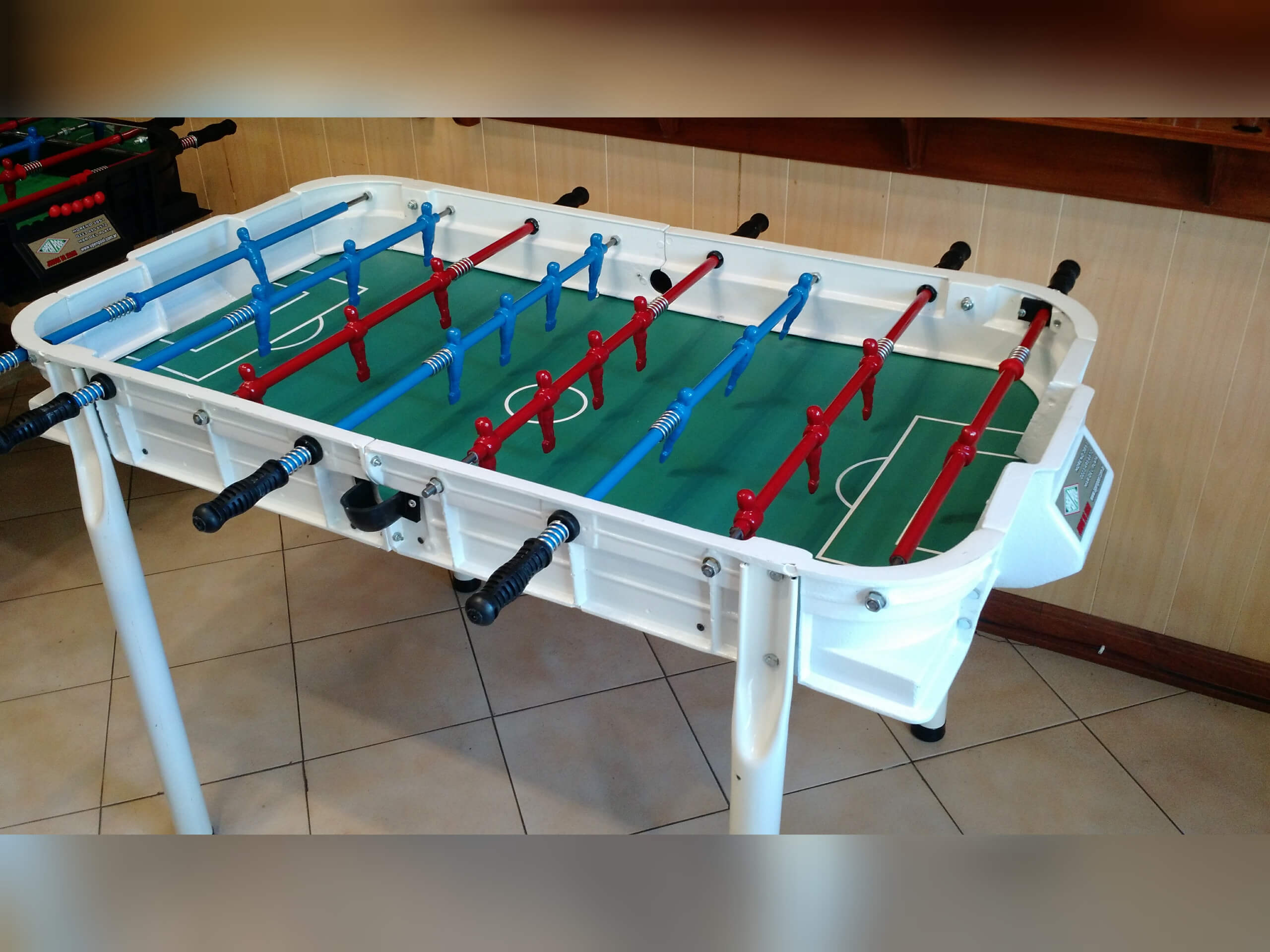 Verano violento: por un partido de metegol, se agarraron a piñas en el balneario