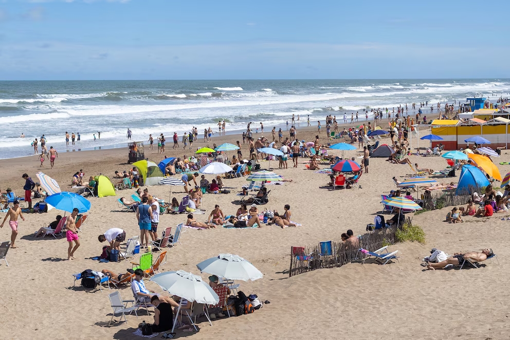 Pinamar cierra enero con picos del 95% de ocupación y cautela de cara a febrero