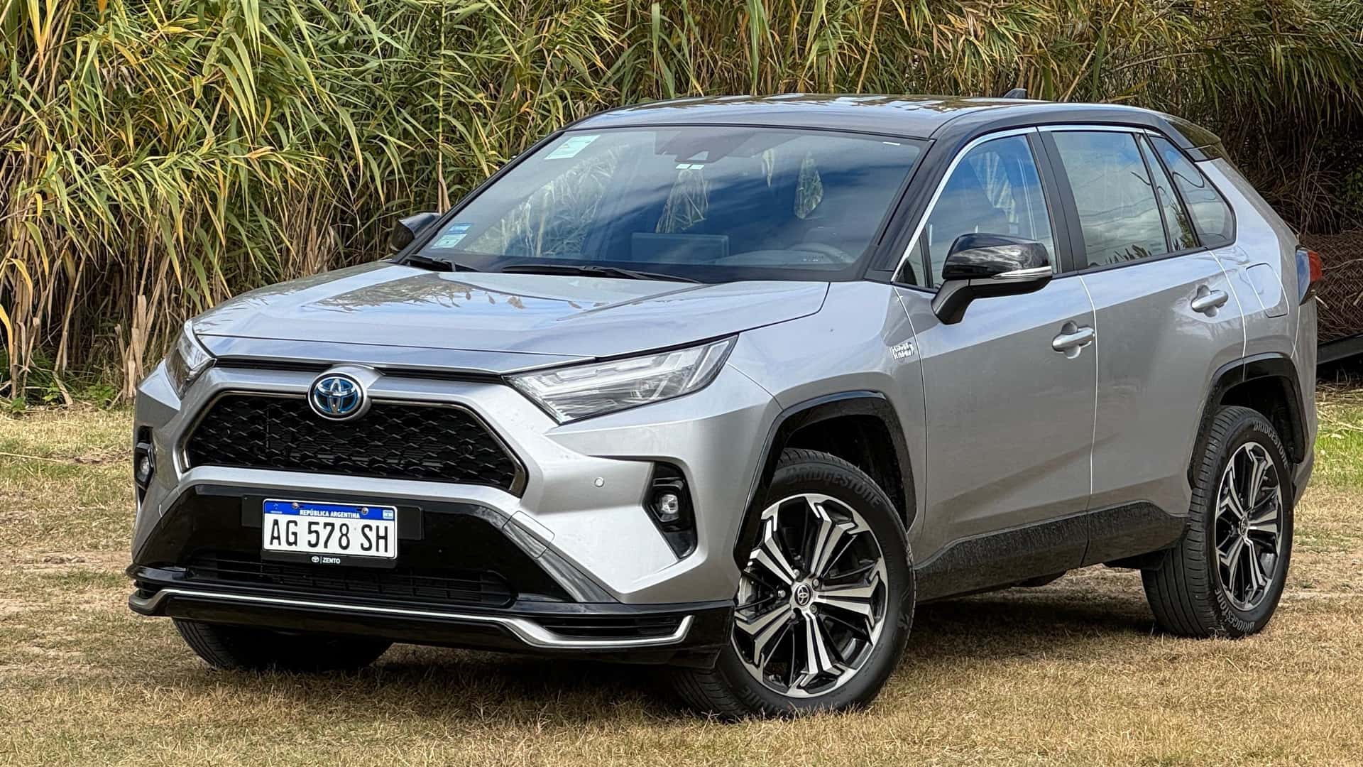 Toyota bajó hasta 17 por ciento el precio de sus autos: la lista de febrero, modelo por modelo