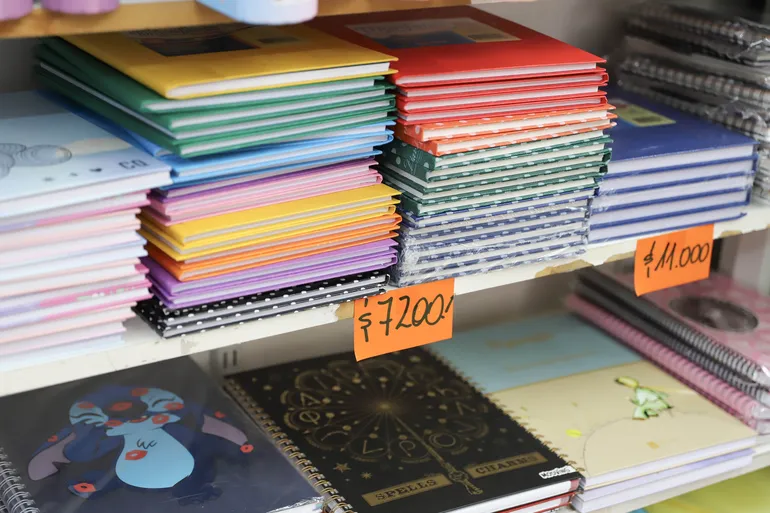 A apurarse a comprar los útiles que todavía no aumentaron sus precios
