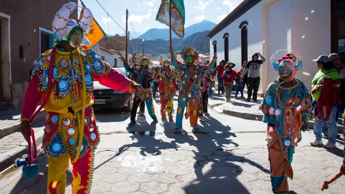 Fiesta y cultura: el Carnaval de La Viña celebra dos días de tradición en Jujuy