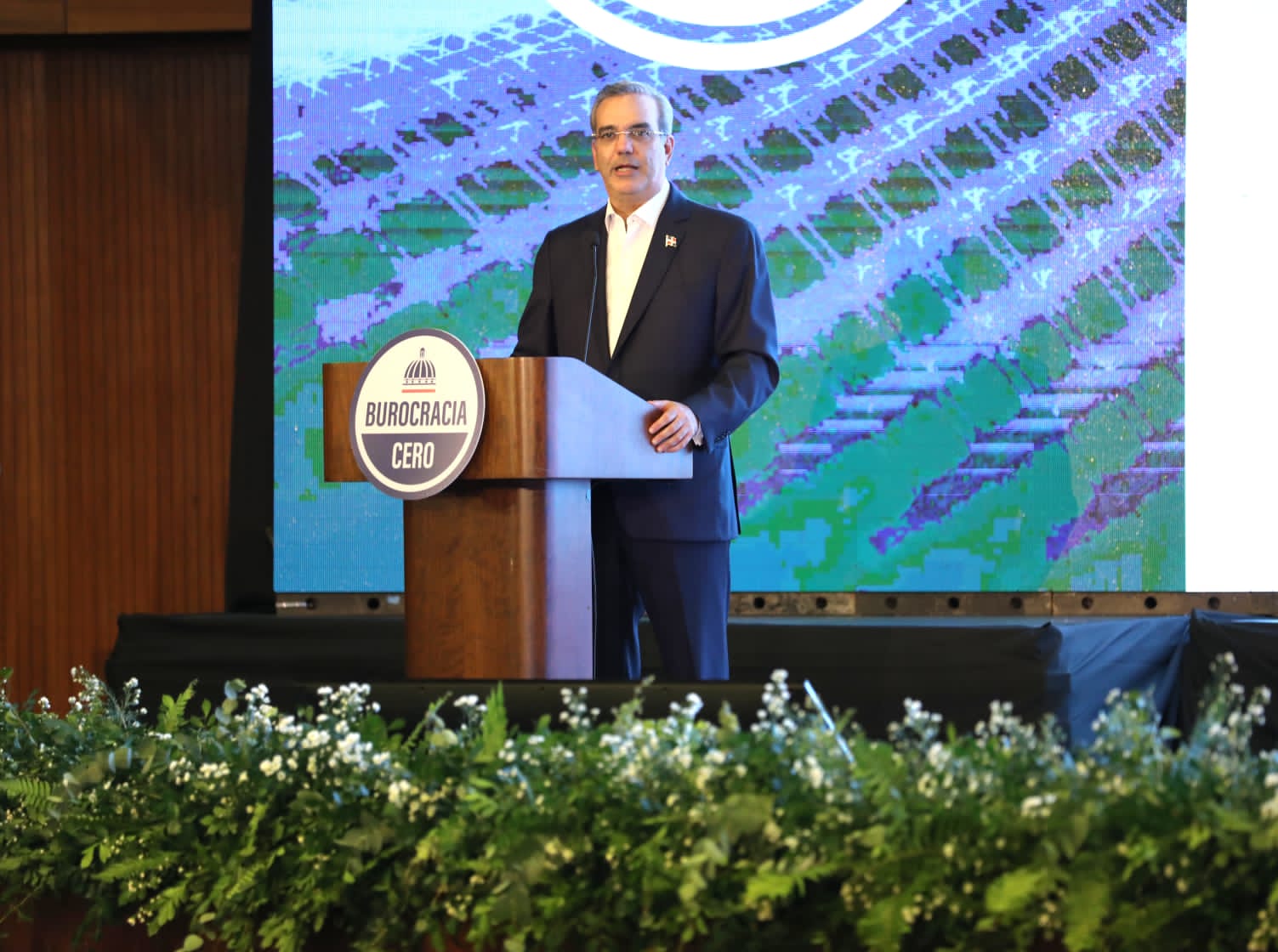 El Gobierno avanza con "Burocracia Cero" para agilizar la economía