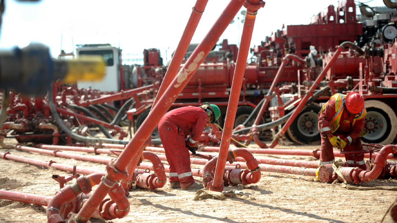 Halliburton mantiene los despidos en Chubut y el gremio exige su expulsión provincial