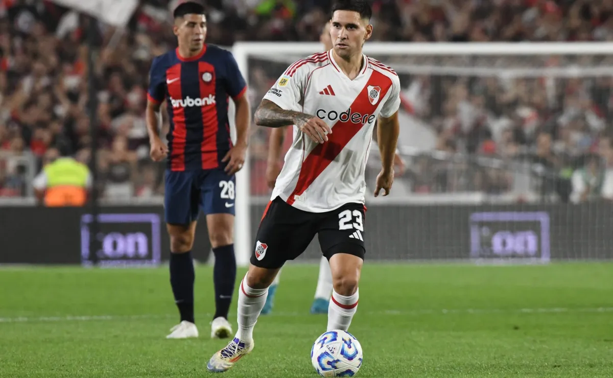 Con la desaparición de Gillet como telón de fondo, River recibe una propuesta desde Europa por Villagra
