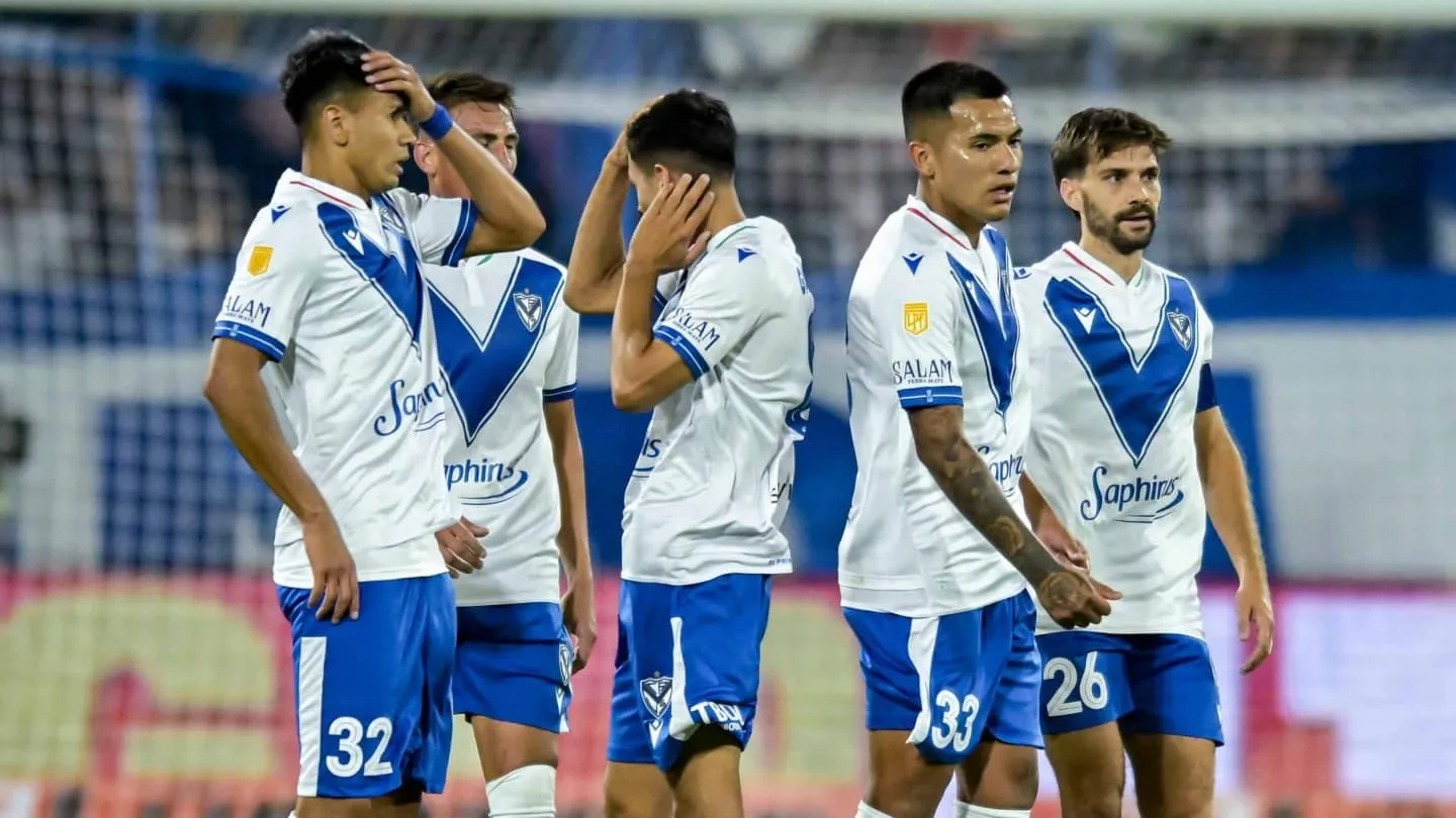 Vélez explicó por qué se cayó la salida de Valentín Gómez y le exigió que retorne a los entrenamientos