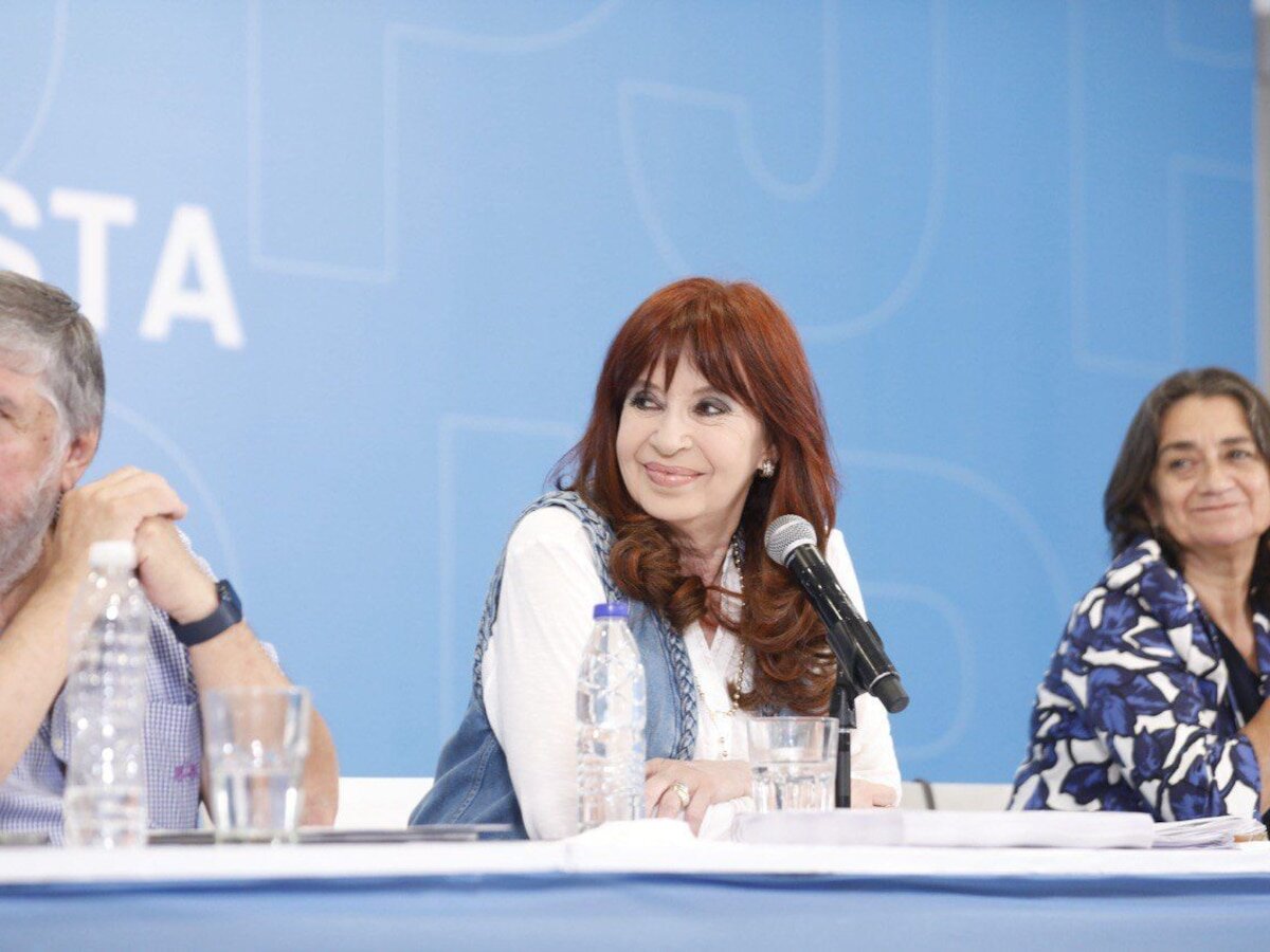 Con el PJ bajo su órbita, CFK avanza en la disputa con el espacio de Kicillof