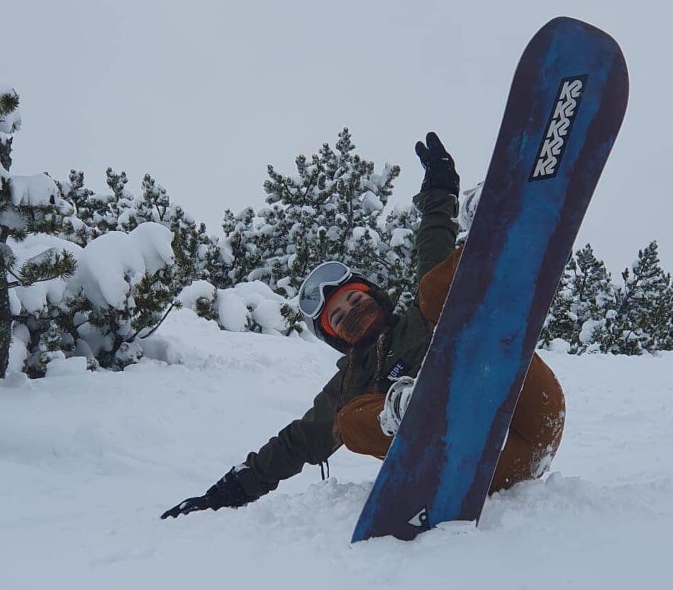 Influencer búlgara pierde la vida en un impactante accidente en un famoso pico británico