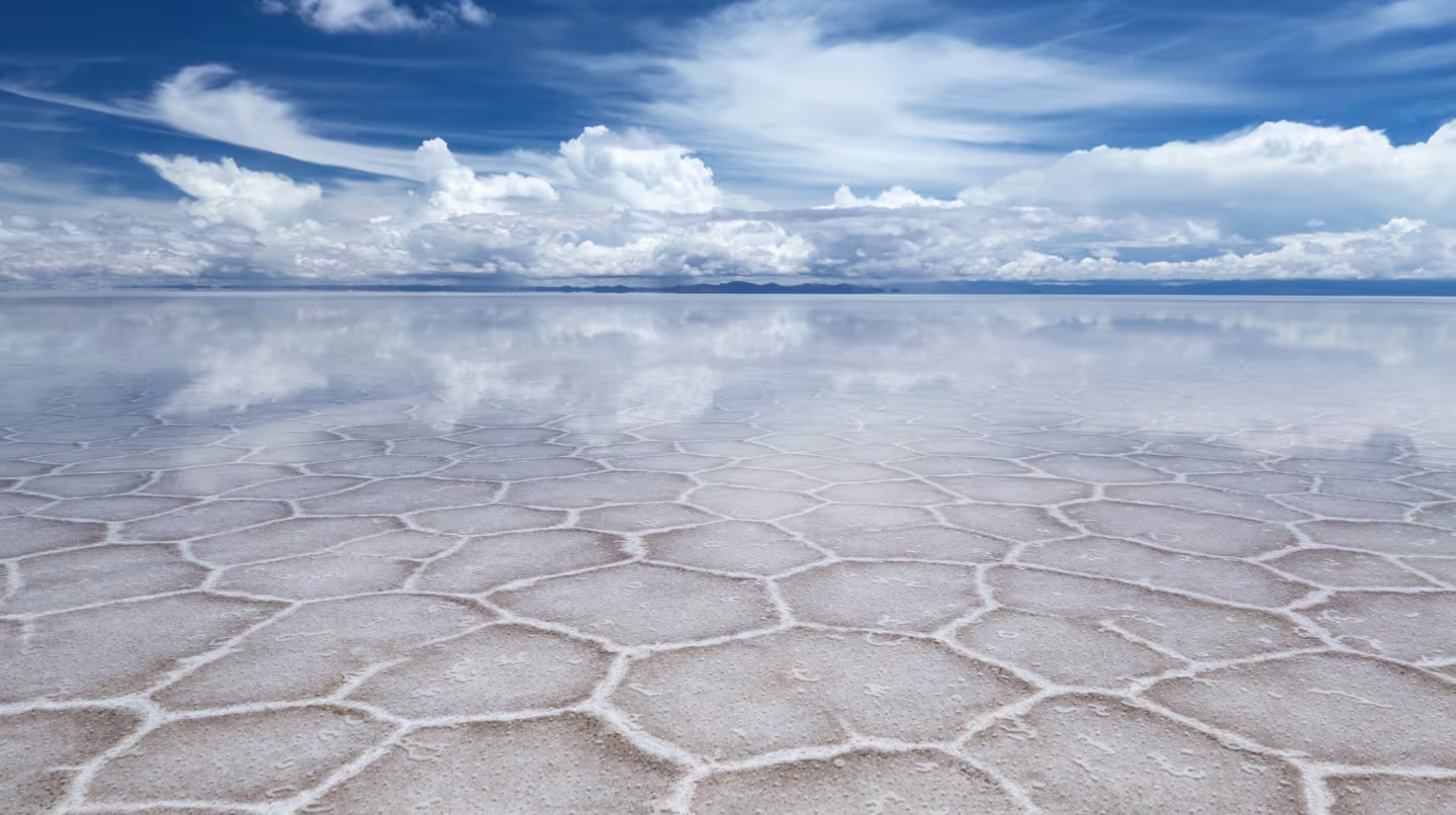 El salar más grande y majestuoso del mundo que tiene el récord Guinness y queda en América