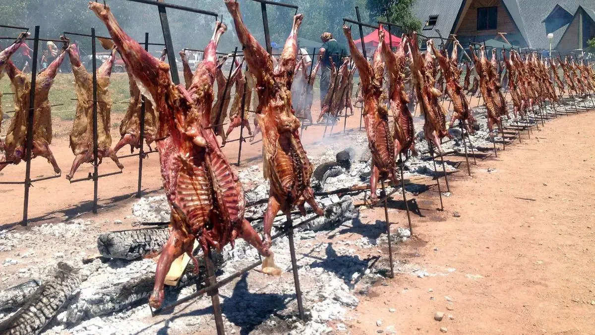 Los chivitos del norte neuquino vuelven el 21 y 28 de diciembre a Neuquén