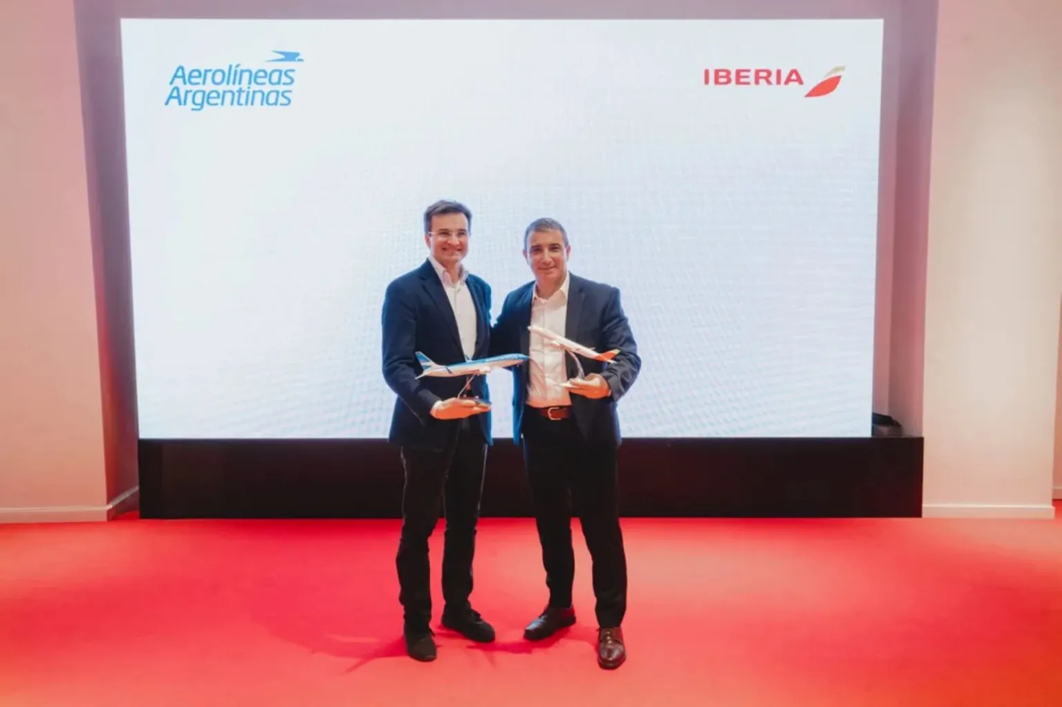 Aerolíneas Argentinas e Iberia Unen Fuerzas para Mejorar Conexiones Aéreas