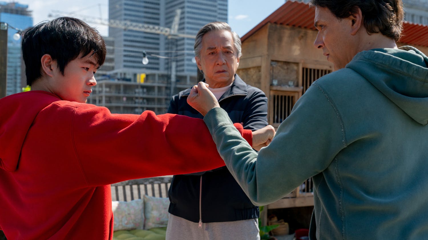 Nuevas Imágenes de la Próxima Película de Karate Kid Despiertan Expectativas