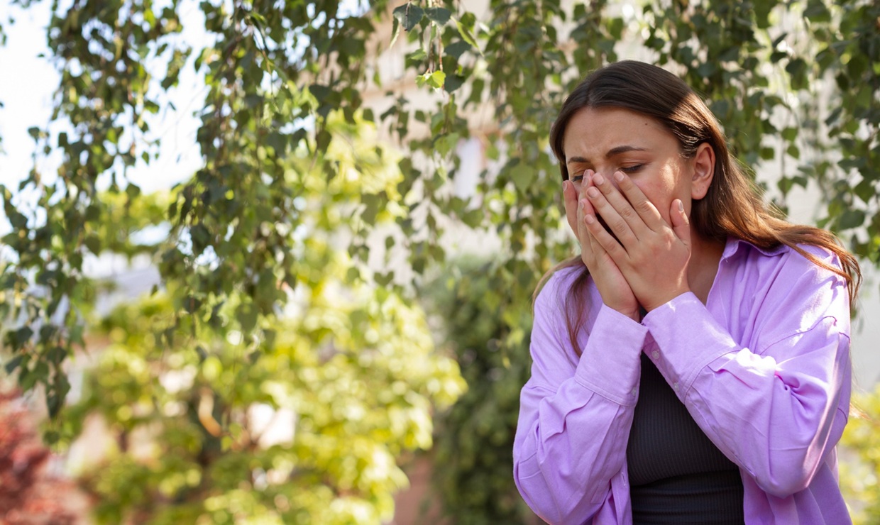 ¿Las alergias estacionales pueden aparecer por primera vez en la adultez?