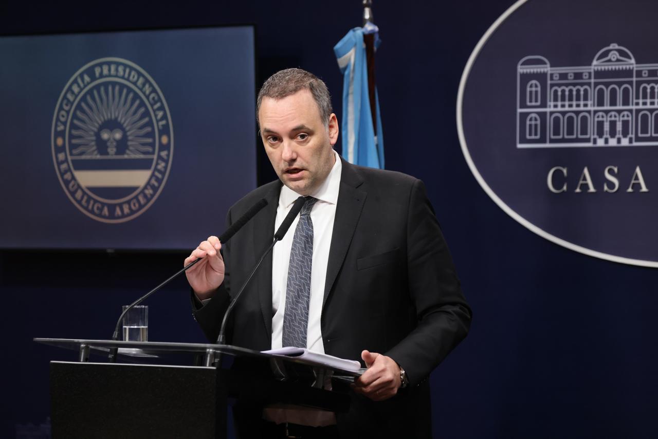 Pensión por discapacidad: detectan cobros irregulares con disfraces, prófugos y certificados falsos