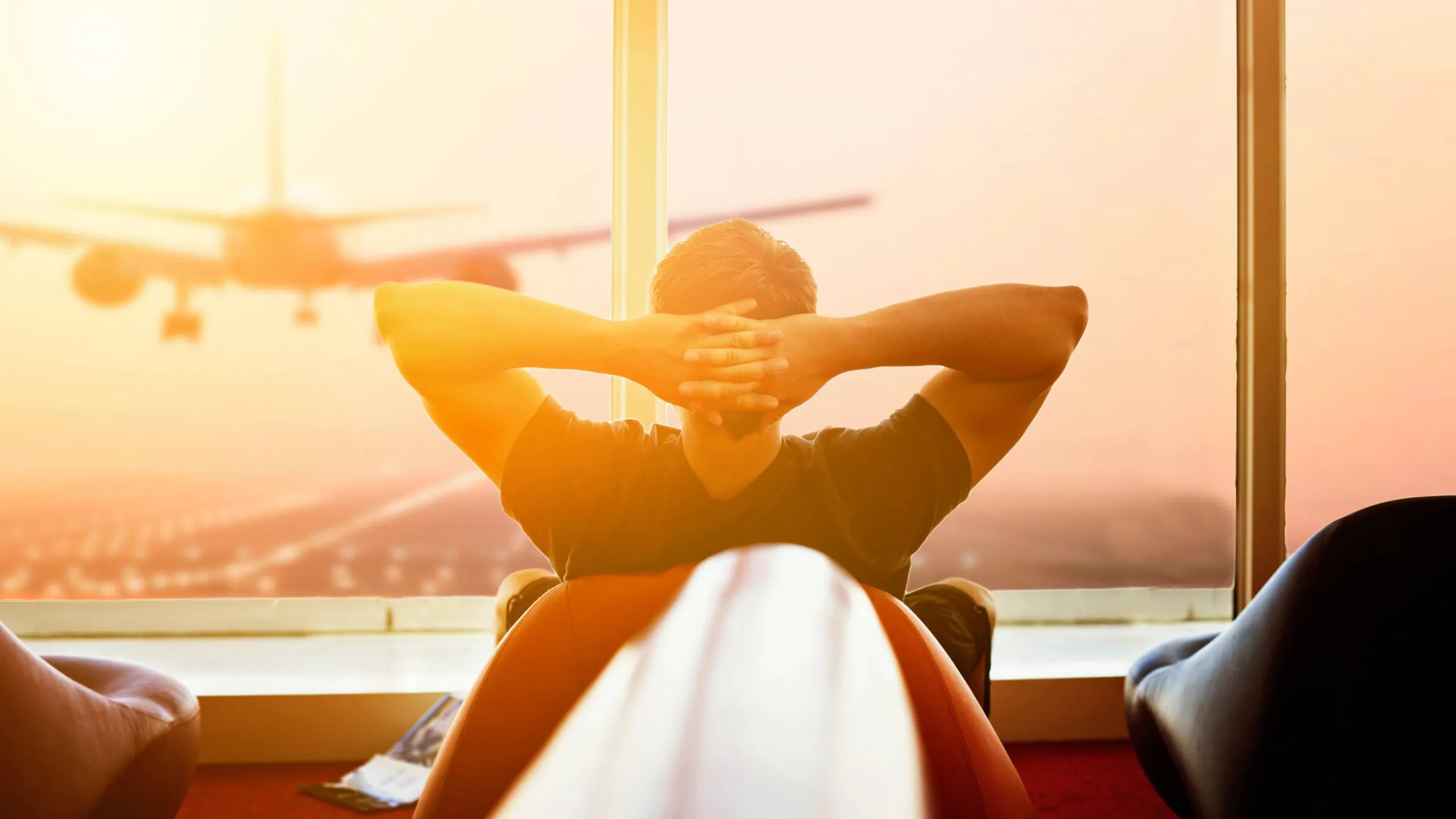 Viajes en avión: qué ropa puede ser riesgosa y cuál recomiendan los especialistas