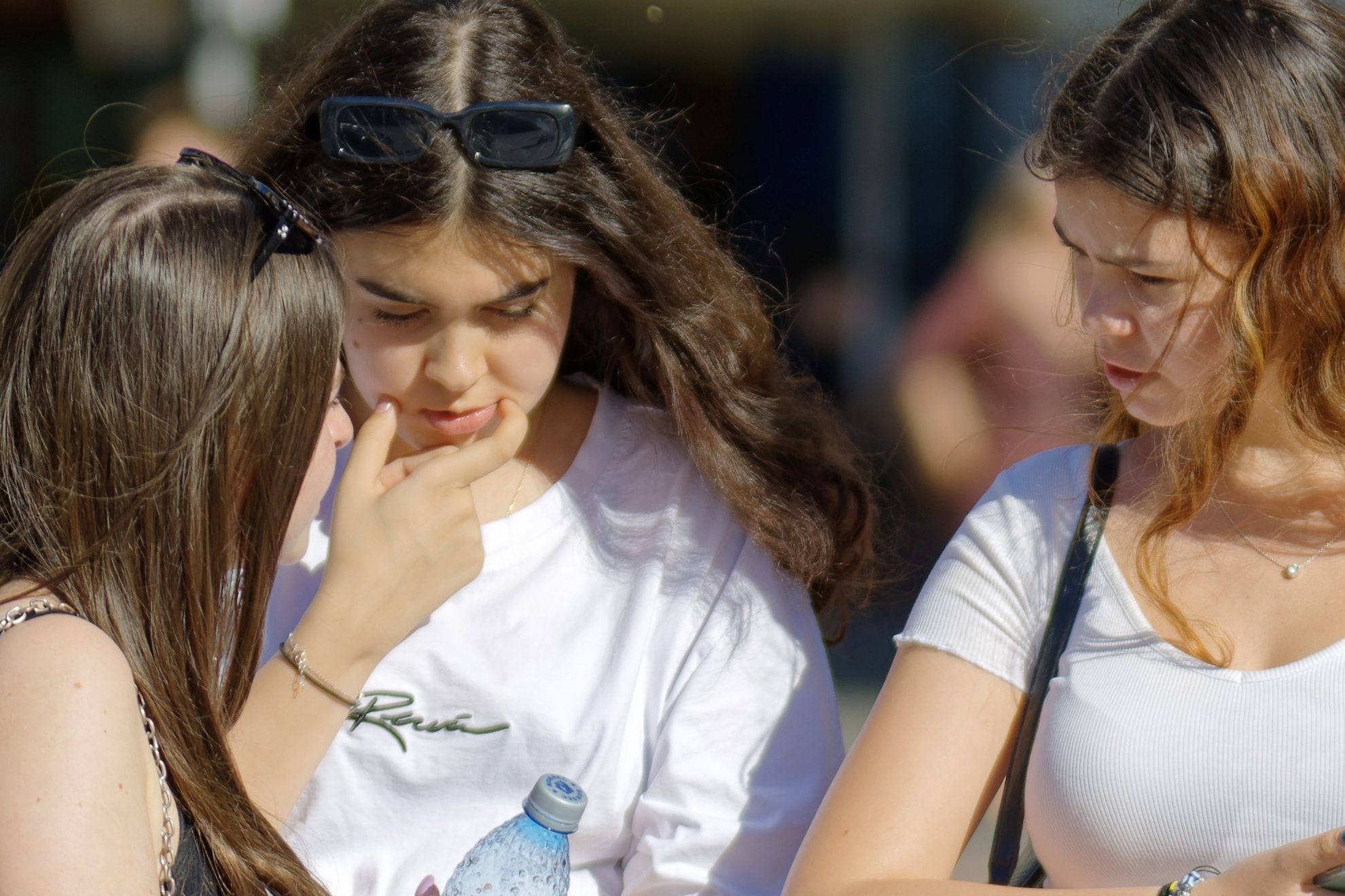 Cómo la generación Z está redefiniendo el consumo y la socialización