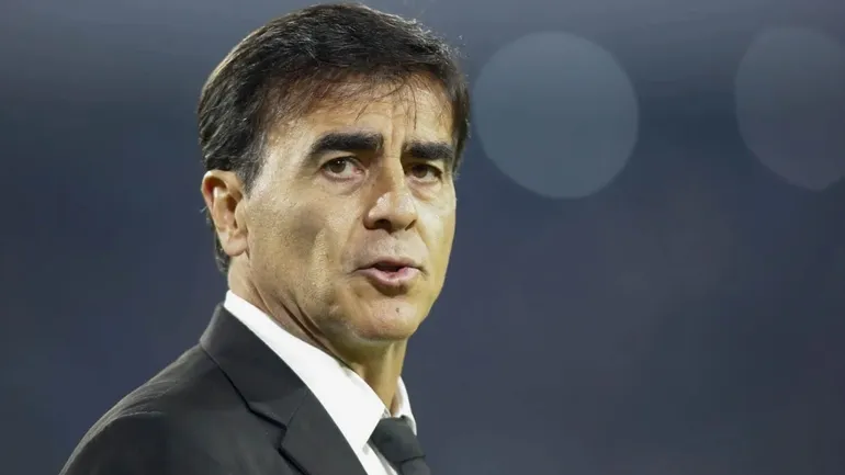 Gustavo Quinteros habló por primera vez de su salida de Vélez