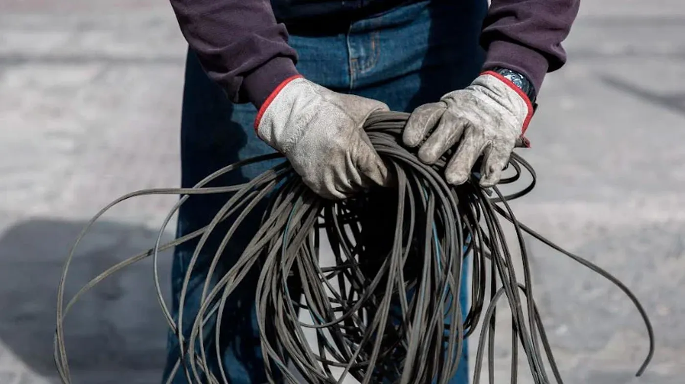 Caen en La Plata 9 falsos técnicos por robo de cables