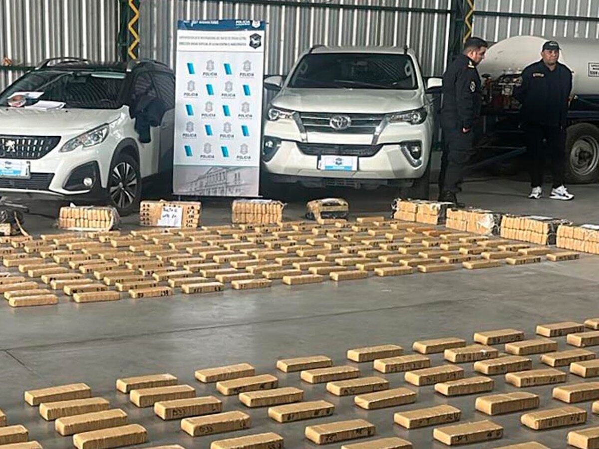 Megaoperativo antinarcóticos: incautan una tonelada de marihuana en Conurbano