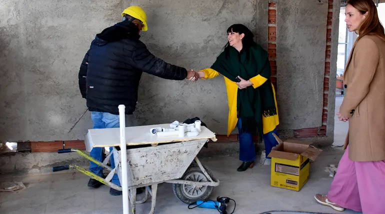 El gobierno de Neuquén apura las obras en 200 escuelas para llegar al inicio de clases