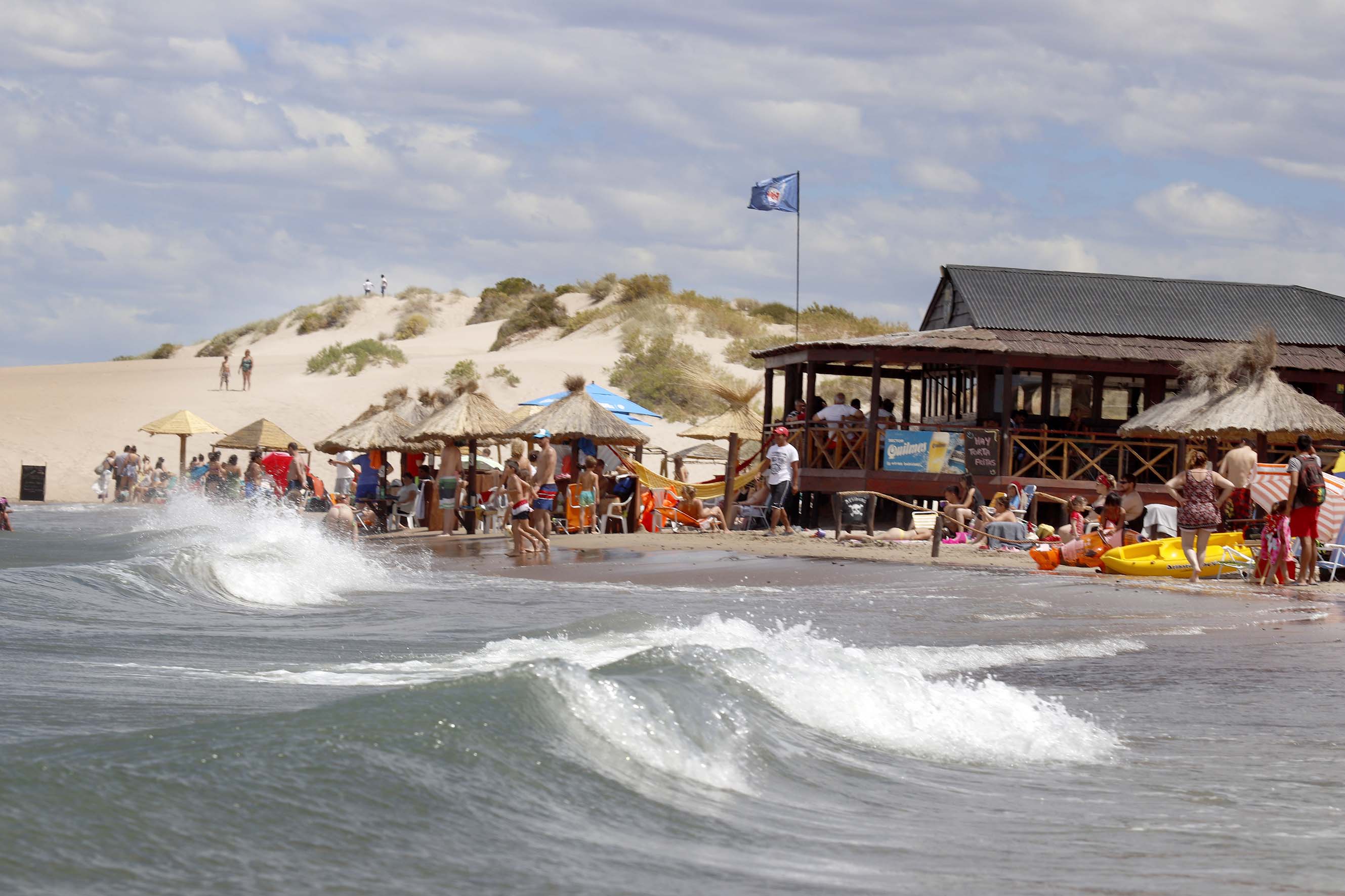 Gastronómicos denuncian trabajo en negro en Las Grutas